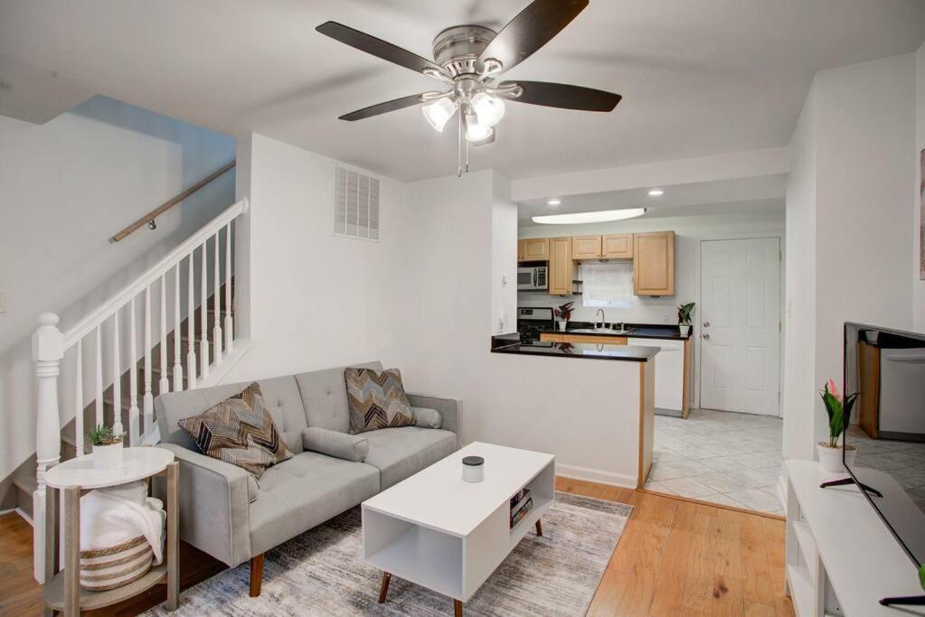 Apartamento Cozy Lux 3Bd House Heart Of Fishtown Sleeps 8 Filadelfia Exterior foto